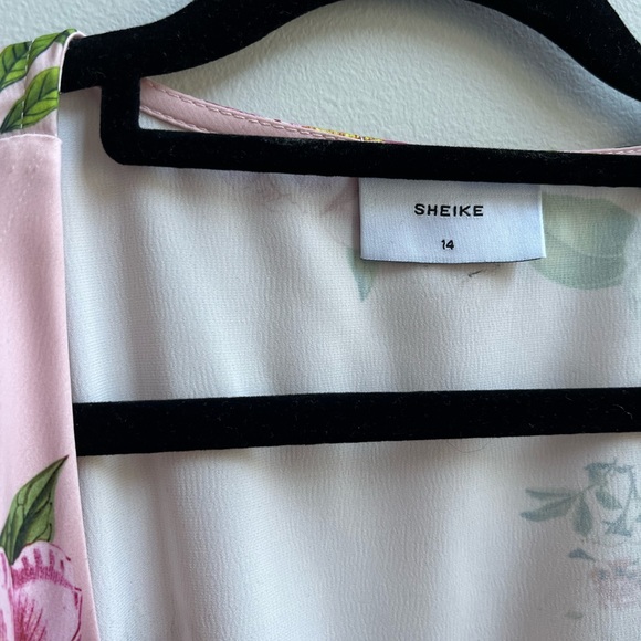 Sheike playsuit, pink floral. Size 14. Worn once. - Picture 4 of 5